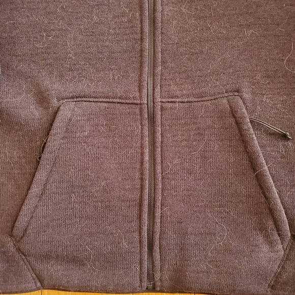 UNDER ARMOR Hoodie - Picture 3 of 6